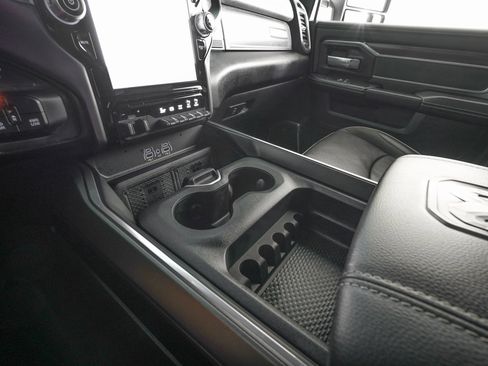 Used 2025 RAM 3500 Laramie w/ Sport Appearance Package image 21