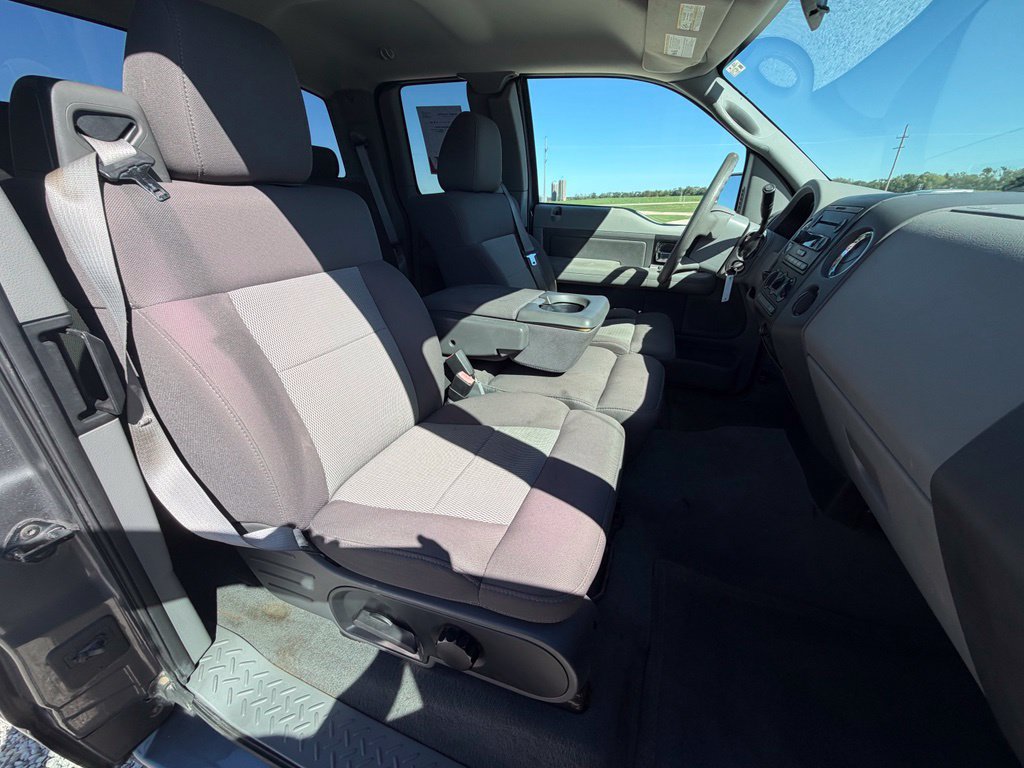 Used 2005 Ford F150 XLT RWD image 26