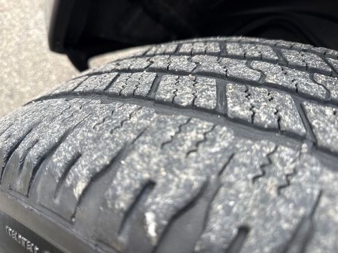 Used 2017 RAM 1500 Express image 27