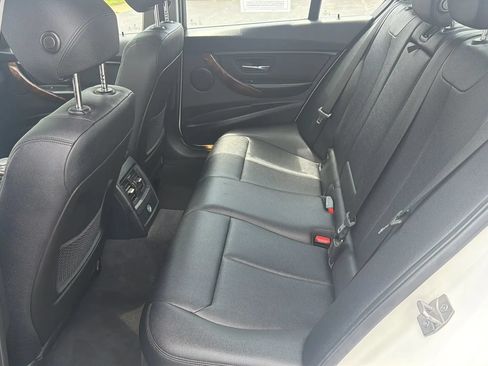 Used 2015 BMW 328i xDrive Sedan AWD/4WD image 10