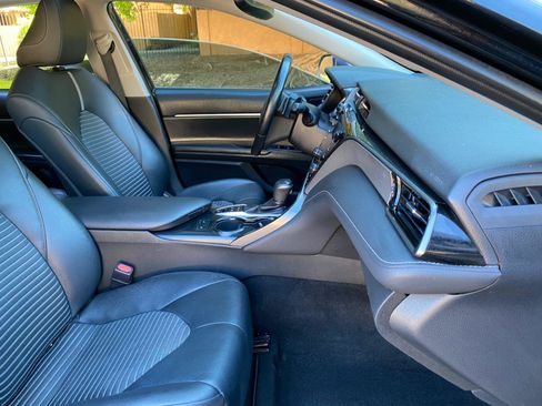Used 2019 Toyota Camry SE w/ Audio Package FWD image 55