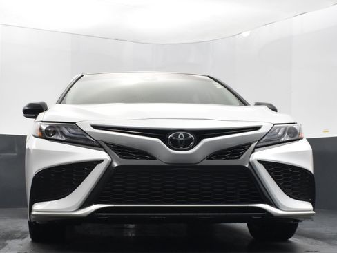 Used 2023 Toyota Camry XSE image 42