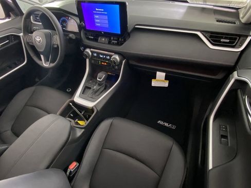 New 2025 Toyota RAV4 Limited image 26