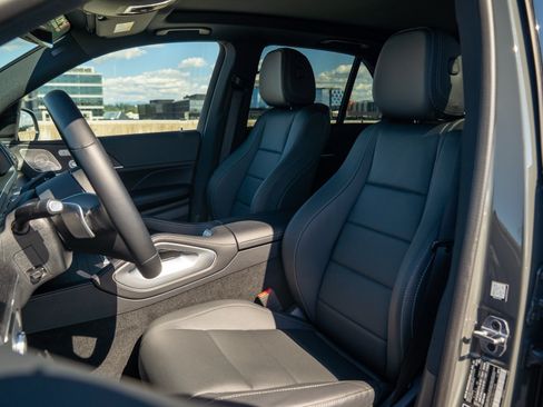 Certified 2026 Mercedes-Benz GLE 450 4MATIC image 23
