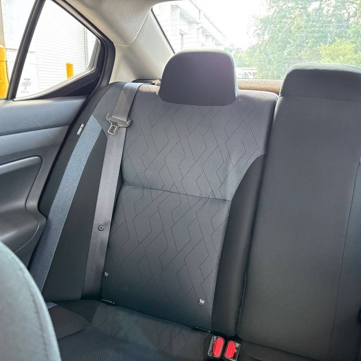 Used 2025 Nissan Versa SV FWD image 40