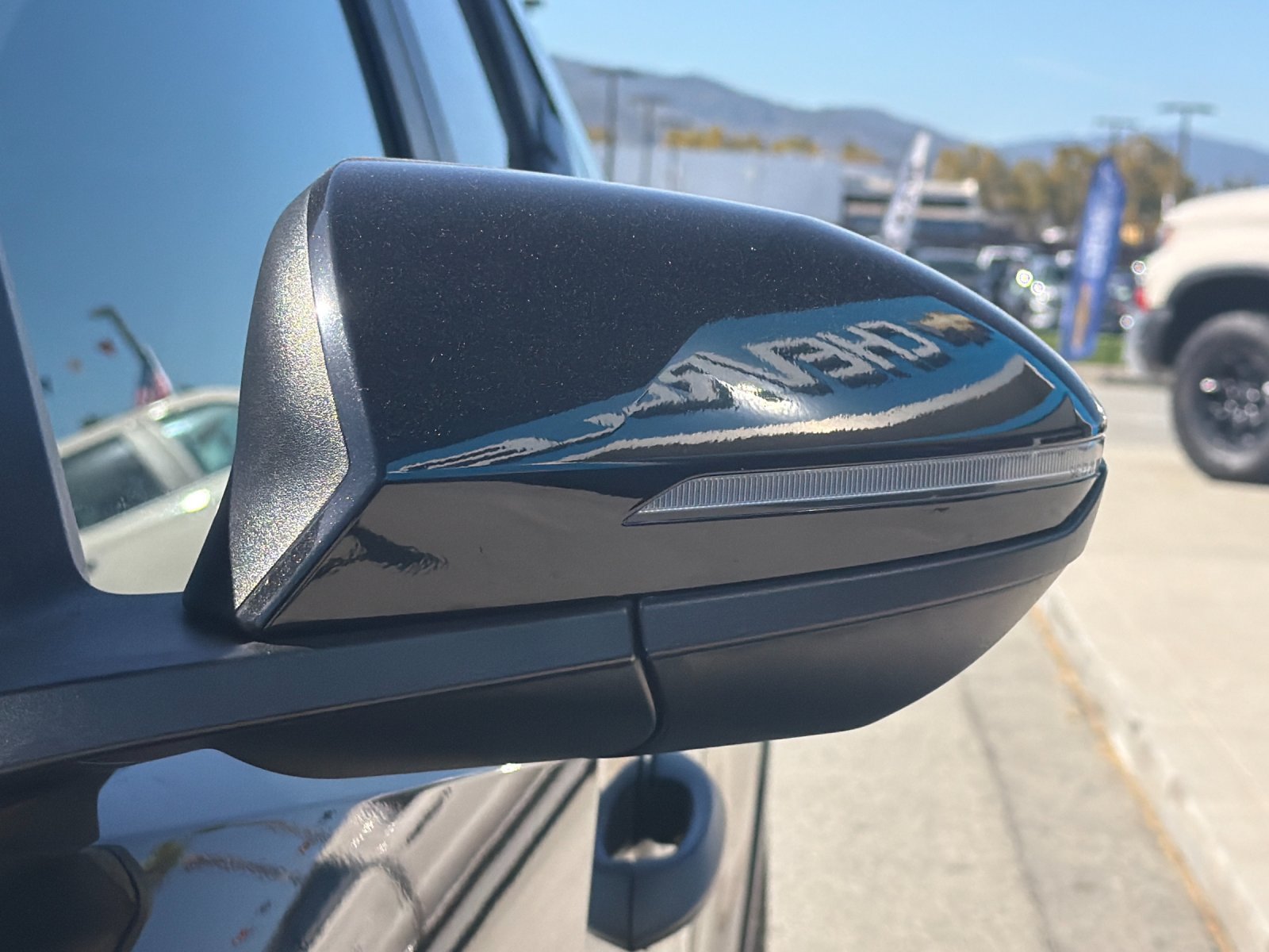 Used 2025 Hyundai Santa Cruz SEL AWD/4WD image 39