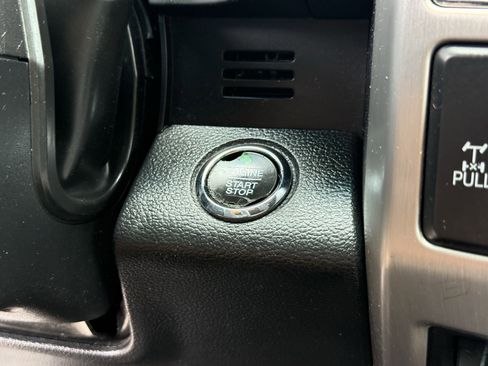 Used 2019 Ford F250 Platinum w/ Platinum Ultimate Package AWD/4WD image 23