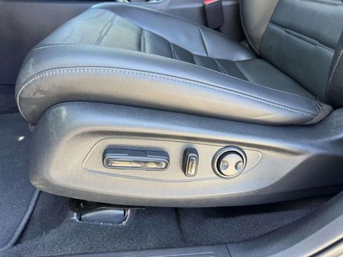 Used 2025 Honda CR-V EX-L image 19