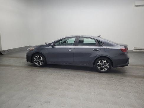 Used 2021 Kia Forte LXS FWD image 3