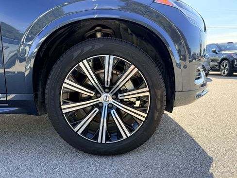 Certified 2025 Volvo XC90 B6 Plus w/ Protection Package image 9