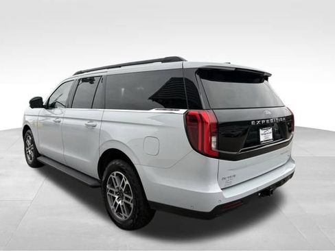 Used 2025 Ford Expedition Max Active image 11