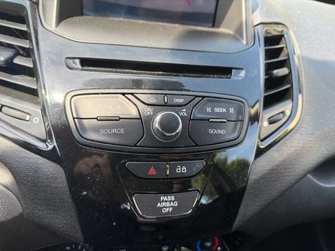 Used 2019 Ford Fiesta SE w/ Equipment Group 201A FWD image 13