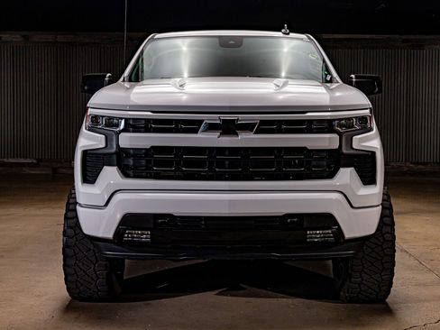 Used 2023 Chevrolet Silverado 1500 RST w/ Z71 Off-Road Package image 2