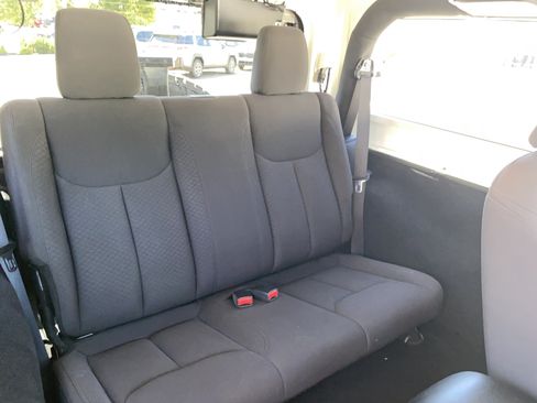 Used 2015 Jeep Wrangler Sport AWD/4WD image 18