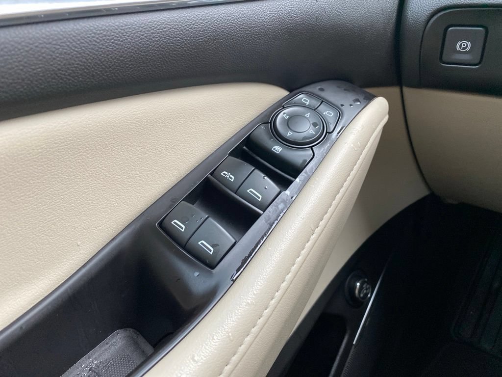 Used 2020 Buick Enclave Essence w/ Trailering Package, 5000 lbs. FWD image 33