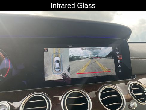 Used 2021 Mercedes-Benz E 450 4MATIC Sedan image 21