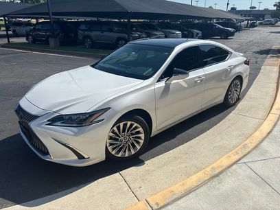 Used 2021 Lexus ES 350 w/ Accessory Package