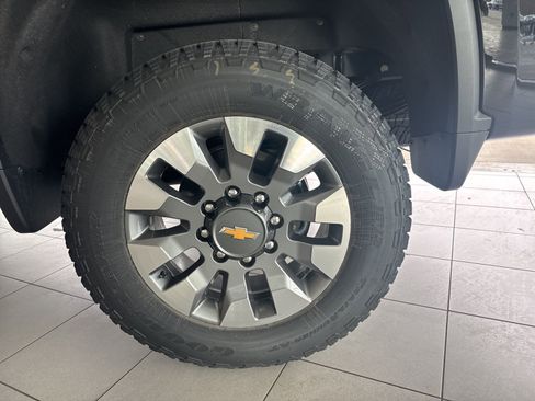 New 2026 Chevrolet Silverado 3500 LT w/ All Star Edition image 9