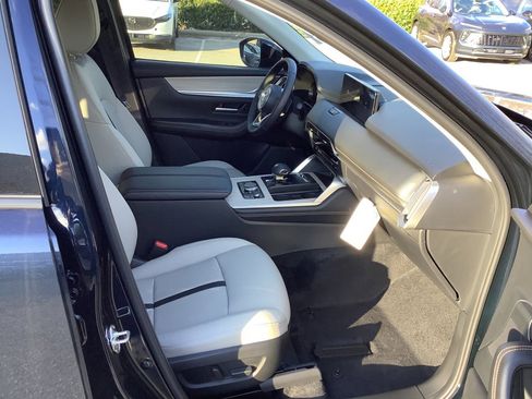 New 2025 MAZDA CX-90 Plug-In Hybrid w/ Preferred image 28