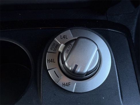 Used 2020 Toyota 4Runner Limited image 22