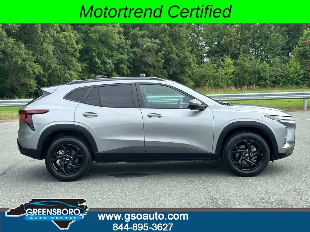 Used 2024 Chevrolet Trax ACTIV w/ Sunroof Package FWD image 10