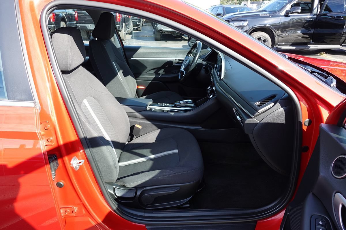 Used 2021 Hyundai Sonata SEL w/ Convenience Package FWD image 32