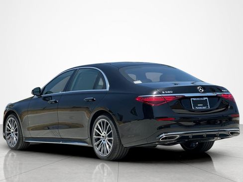 New 2026 Mercedes-Benz S 580 4MATIC Sedan image 3