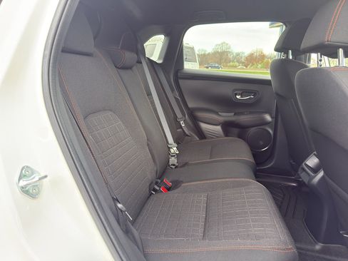 Used 2024 Honda HR-V Sport image 15