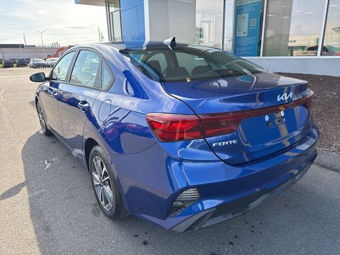 Used 2023 Kia Forte LXS w/ LXS Technology Package FWD image 8