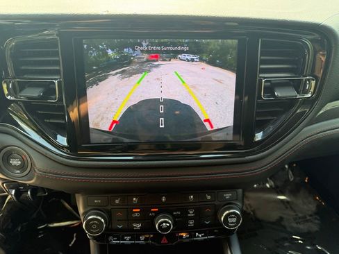 Used 2024 Dodge Durango GT AWD/4WD image 22