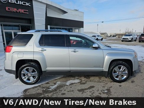 Used 2015 GMC Terrain SLT image 30
