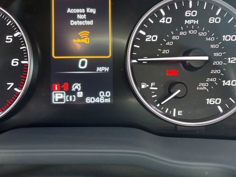 Certified 2025 Subaru Crosstrek 2.5i Limited w/ Crosstrek Mirror Package AWD/4WD image 15