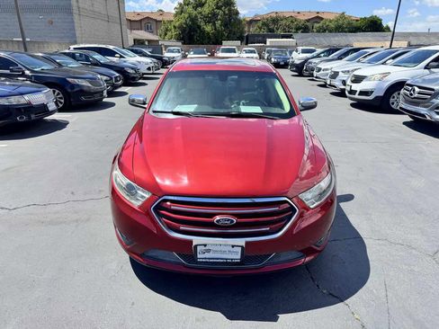 Used 2013 Ford Taurus Limited FWD image 11