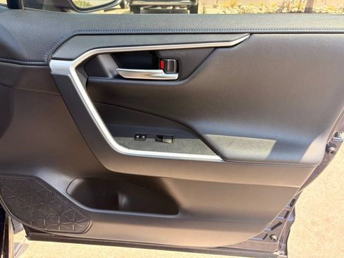 Used 2019 Toyota RAV4 XSE w/ XSE Weather Package AWD/4WD image 35