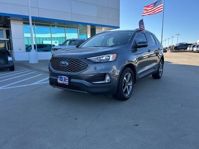 Used 2023 Ford Edge SEL w/ Convenience Package
