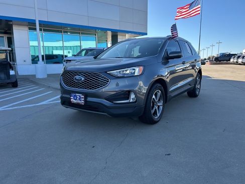 Used 2023 Ford Edge SEL w/ Convenience Package image 1