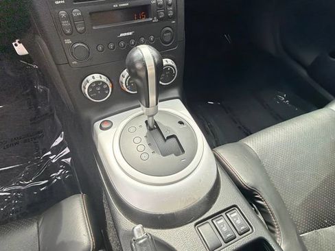 Used 2007 Nissan 350Z Touring RWD image 23
