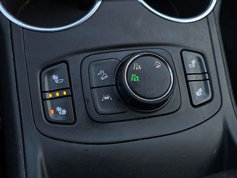 Certified 2023 GMC Terrain SLE w/ Driver Convenience Package image 27