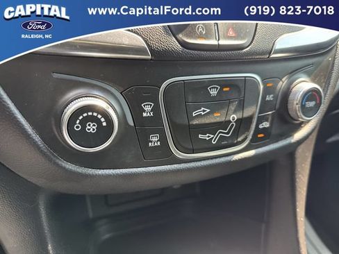 Used 2022 Chevrolet Equinox LT AWD/4WD image 29
