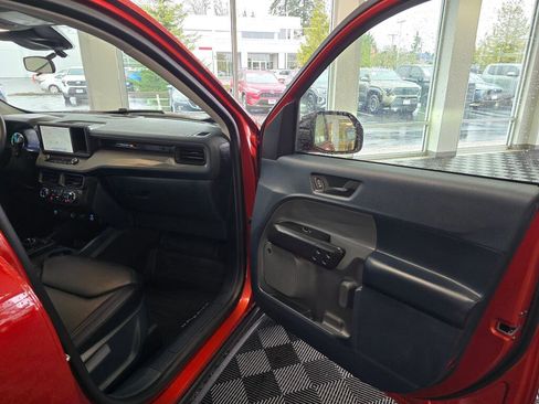 Used 2024 Ford Maverick Lariat w/ Black Appearance Package image 42