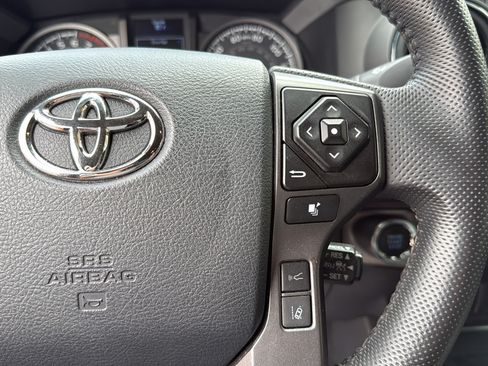 Used 2023 Toyota Tacoma TRD Off-Road AWD/4WD image 22
