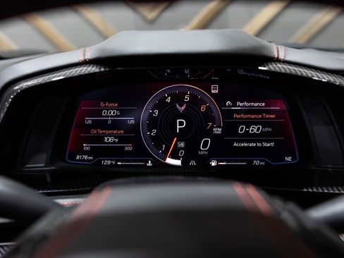 Used 2021 Chevrolet Corvette Stingray Premium Conv w/ Z51 Performance Package image 38