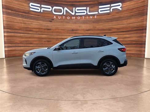 New 2026 Ford Escape ST-Line w/ Tech Pack #1 image 2