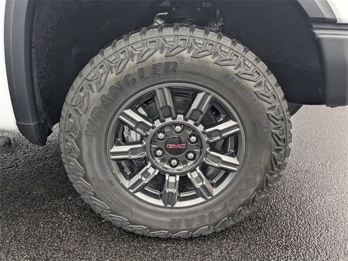 New 2026 GMC Sierra 1500 AT4X image 10