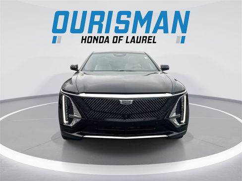Used 2024 Cadillac Lyriq Luxury w/ LPO, Floor Liner Package image 3
