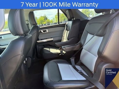 Used 2023 Ford Explorer XLT w/ Equipment Group 202A AWD/4WD image 21