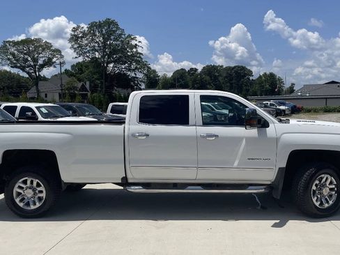 Used 2016 Chevrolet Silverado 3500 LTZ w/ Duramax Plus Package AWD/4WD image 4