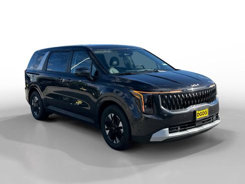 New 2026 Kia Carnival LXS image 7