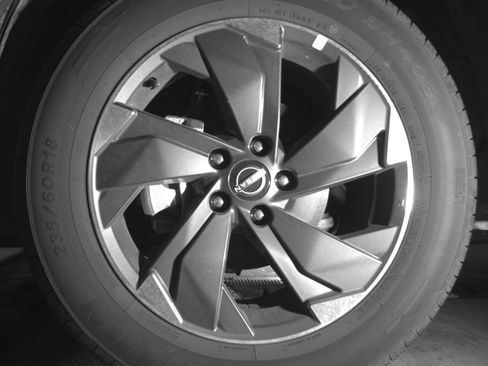 Used 2025 Nissan Rogue SV FWD image 12