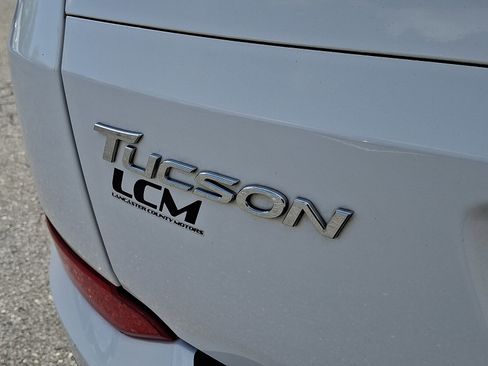 Used 2017 Hyundai Tucson Limited w/ Cargo Package AWD/4WD image 30